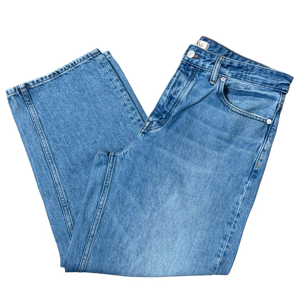 Madewell Darted Barrel Leg Jean (28) Medium Wash Button Fly Minimal High Rise